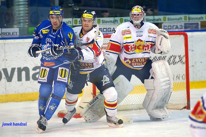 Zvolen s nakladačkou, Kroták s hetrikom